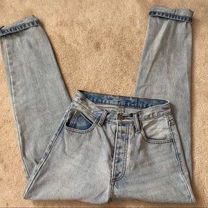 BRANDY MELVILLE mom jeans